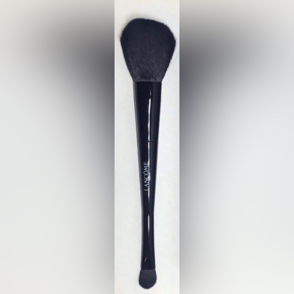 Lancôme Duo-end cheek and eye brush - Picture 1 of 3